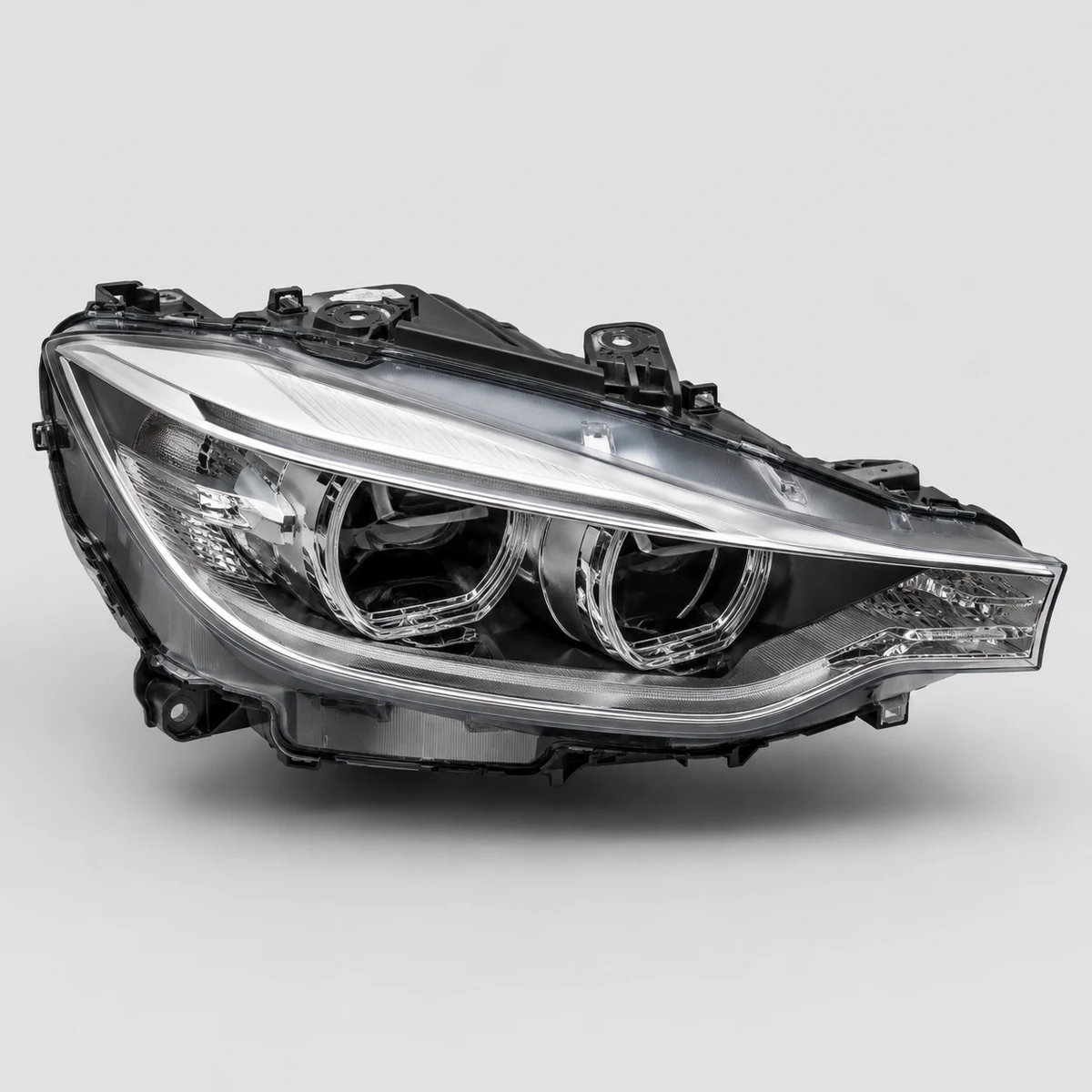 Фото запчастини Фара передня права BMW F30 LED